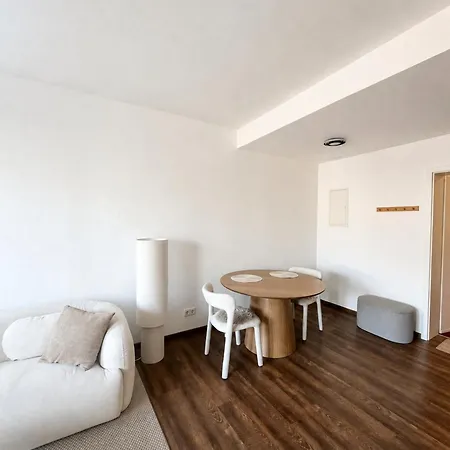 Modernes City-apartment Im Herzen Von Apartment